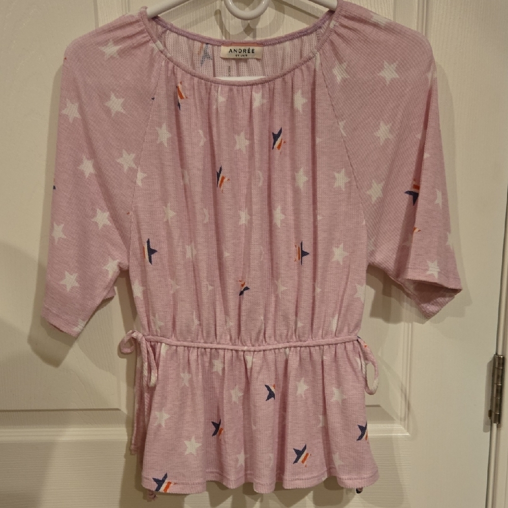ANDREE BY UNIT Pink Star Print Top